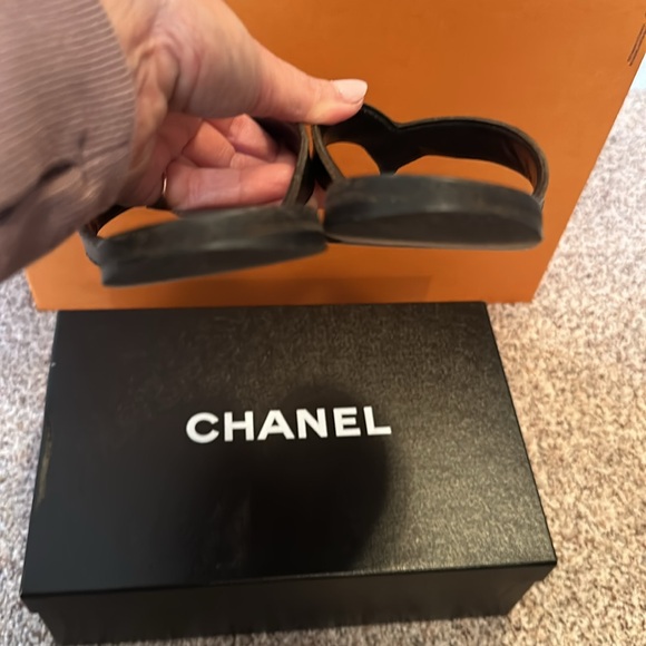 Chanel (Authentic) Leather Sandals - Picture 8 of 10